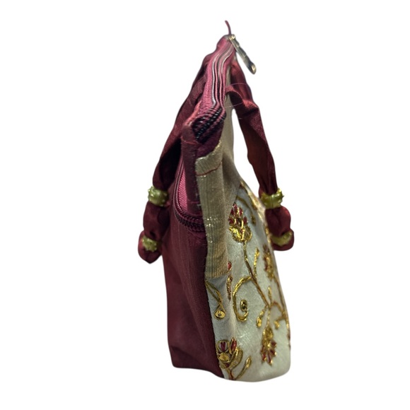 Embroidered Silk Handbag with Beaded Handle - Picture 3 of 4